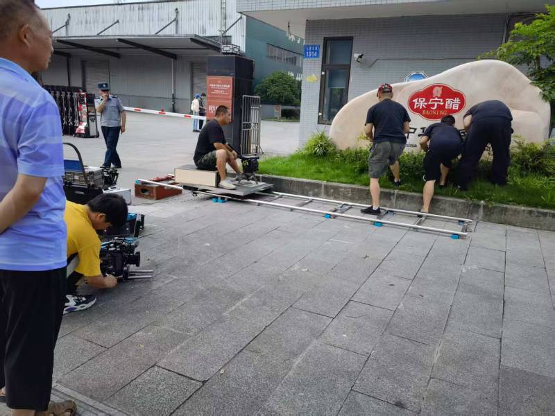 古冶区广告片拍摄公司核心优势：全流程服务，让品牌广告片省心更出彩